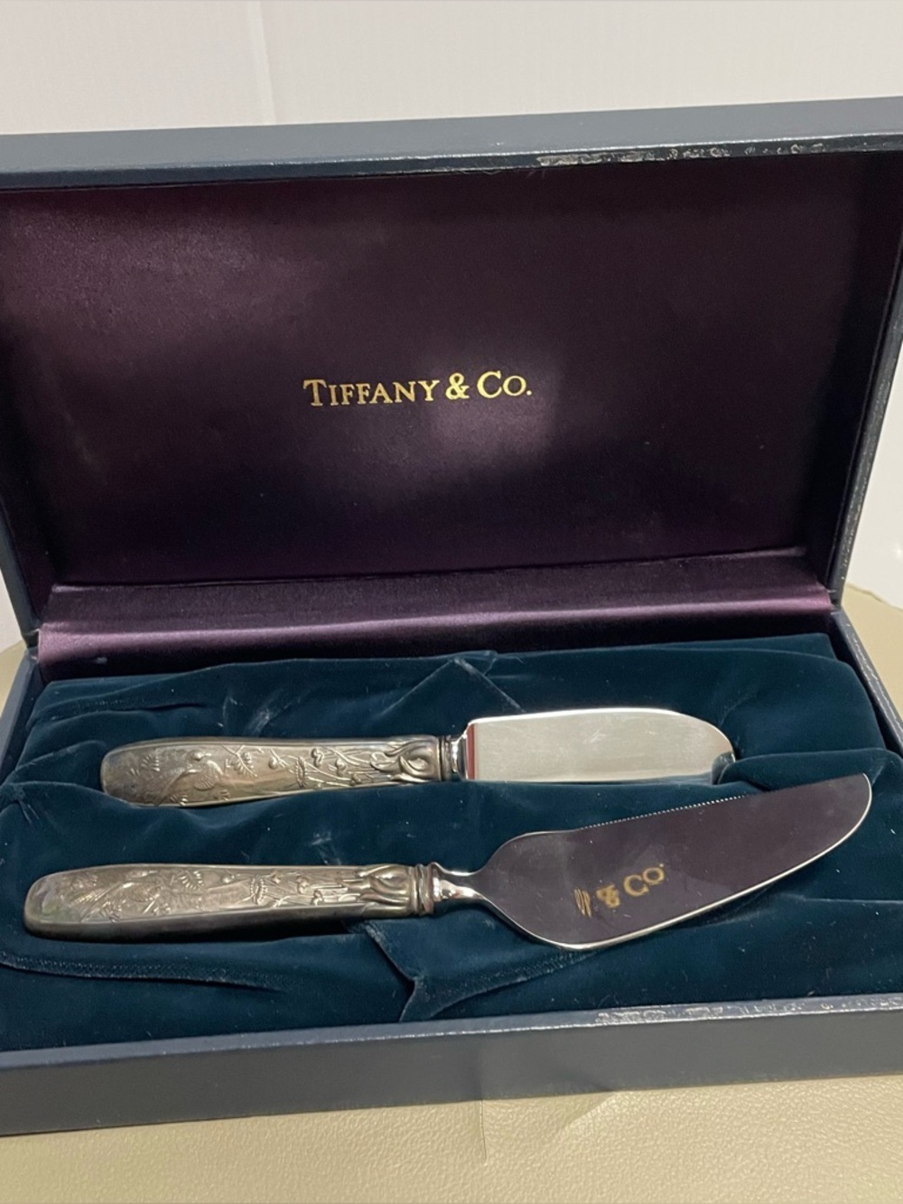 TIFFANY & CO. 1990s STERLING SILVER CHEESE KNIFE & SPREAD KNIFE 2 PIECE SET